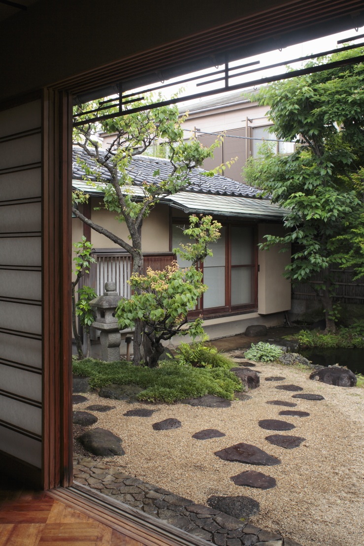 Front garden   Front garden